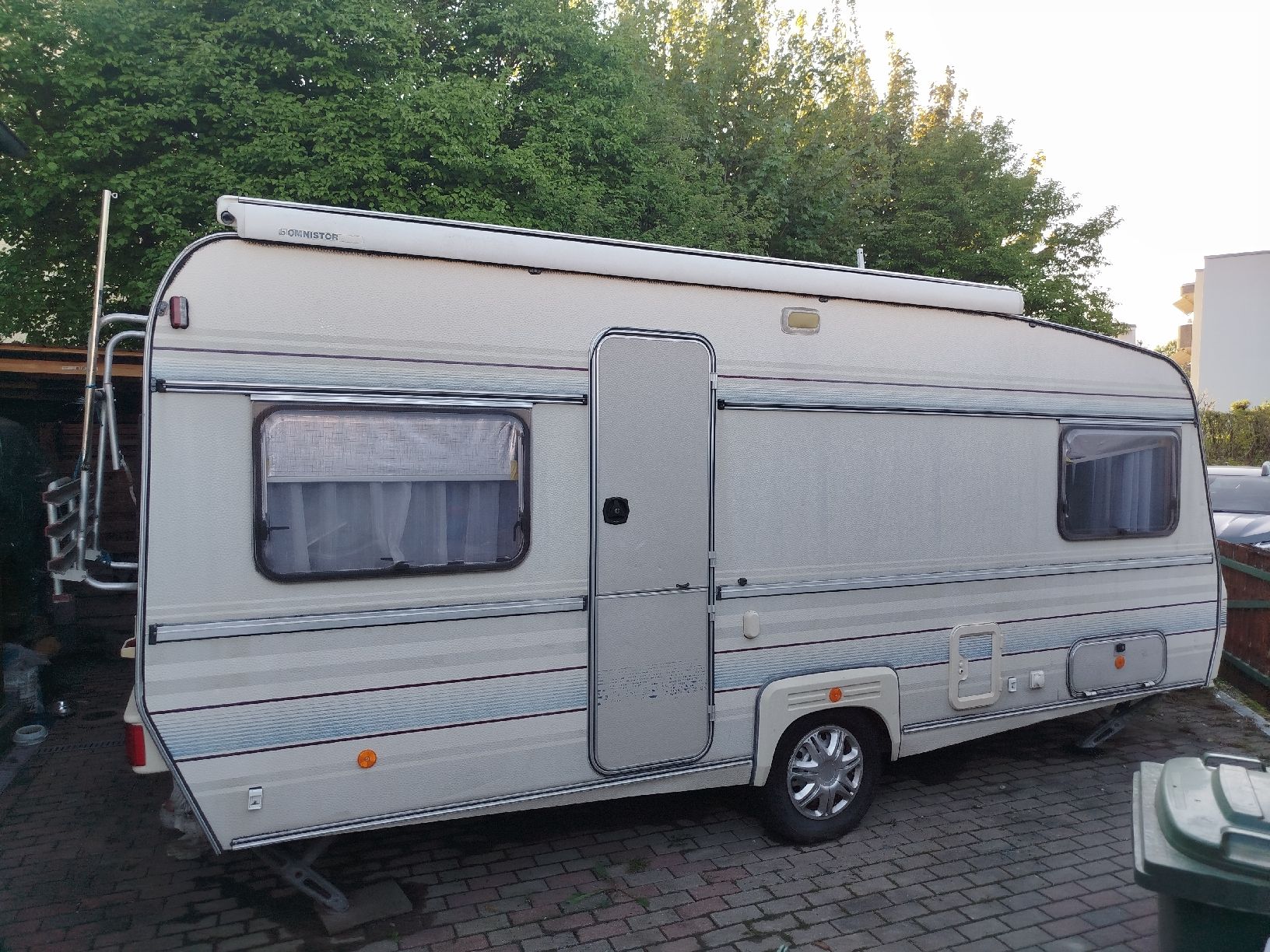 Wilk Veicoli da campeggio: Wilk Espace 495 Wohnwagen – Usato da Seon venduto da th.gr 2