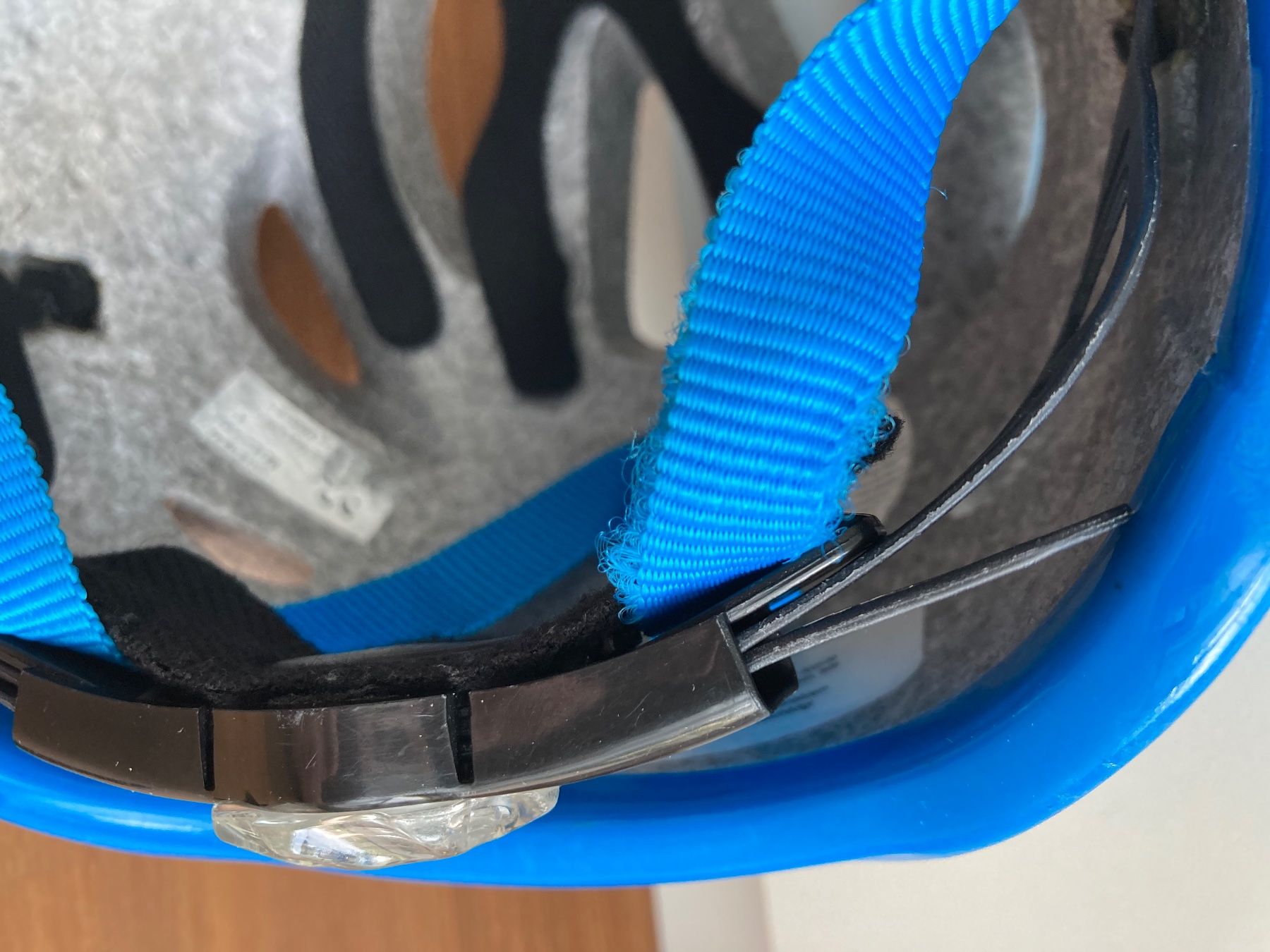 Caschi: Velohelm Alpina 46 - 51 cm – Usato da Luzern venduto da Aldabema 6