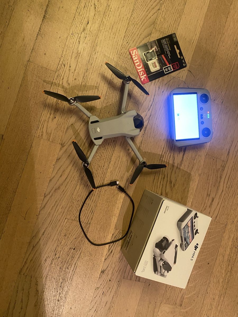 DJI Modellismo RC: DJI Mini 3 Drohne mit Controller 249g – Usato da Winterthur venduto da gizmo_71 1
