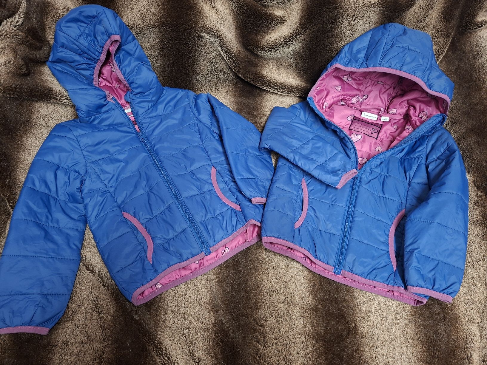 Giacche & Cappotti: 2x Übergangsjacke Impidimpi Gr. 110 Zwillinge Mädchen – Usato da Reiden venduto da eneiba