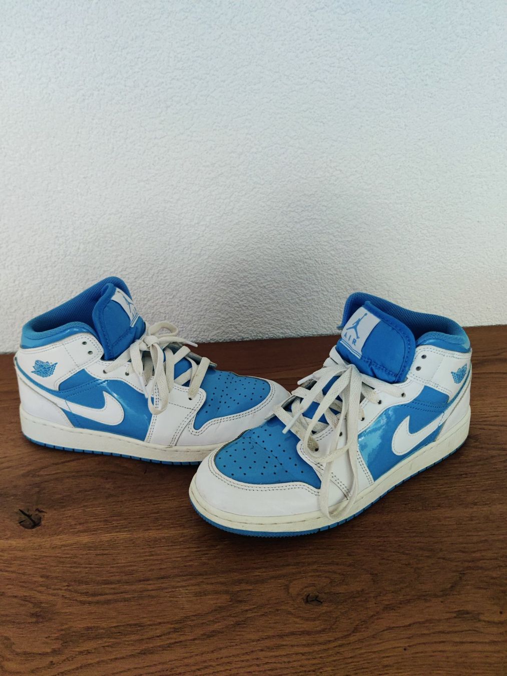 Jordan Scarpe per ragazzi: Nike Jordan 1 – Usato da Oberweningen venduto da nba_wg2f