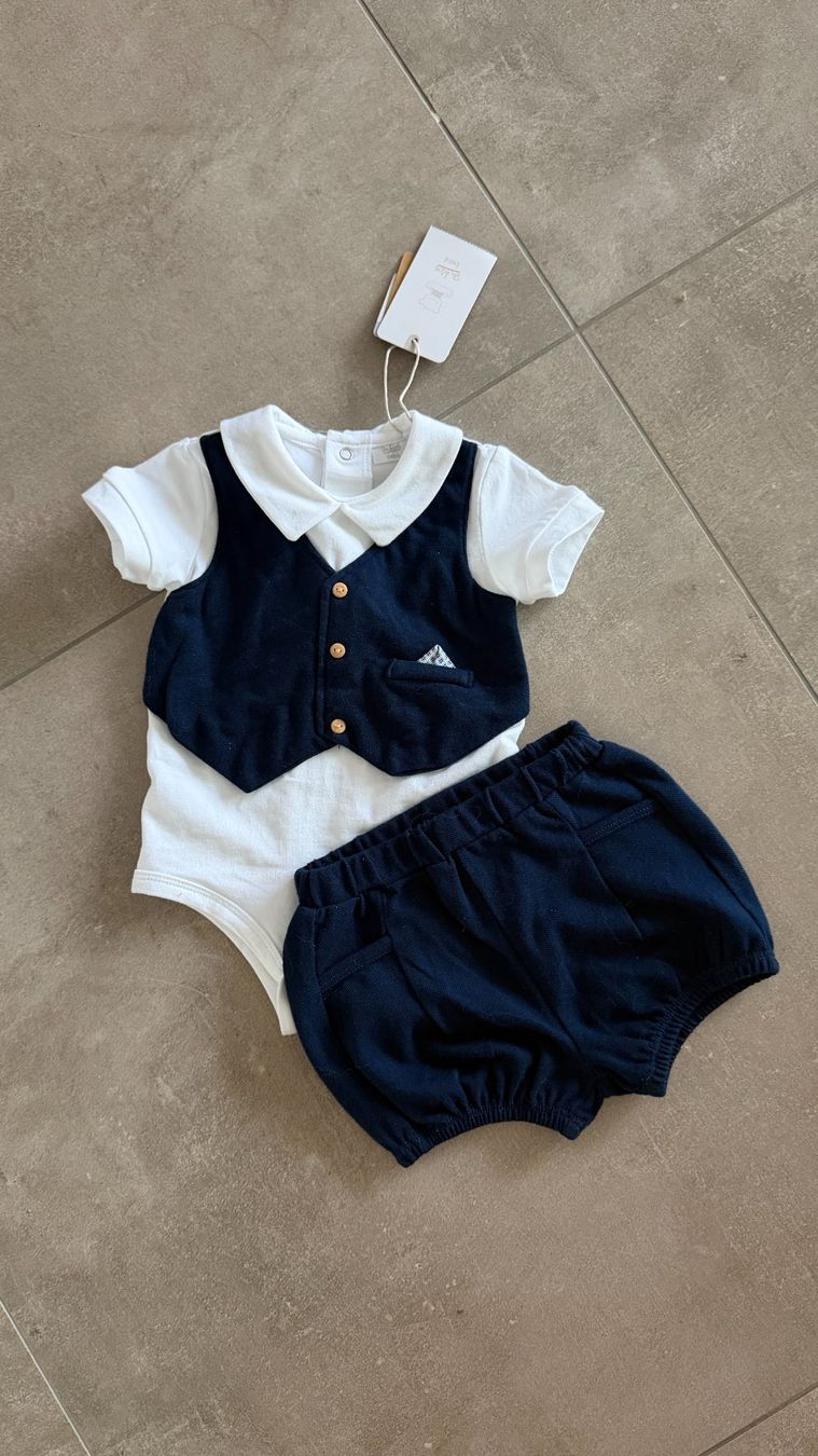 Lotti & Set di vestiti: Elegant suit for newborn – Nuovo (secondo la descrizione) da Lugano venduto da _tuttifrutti_