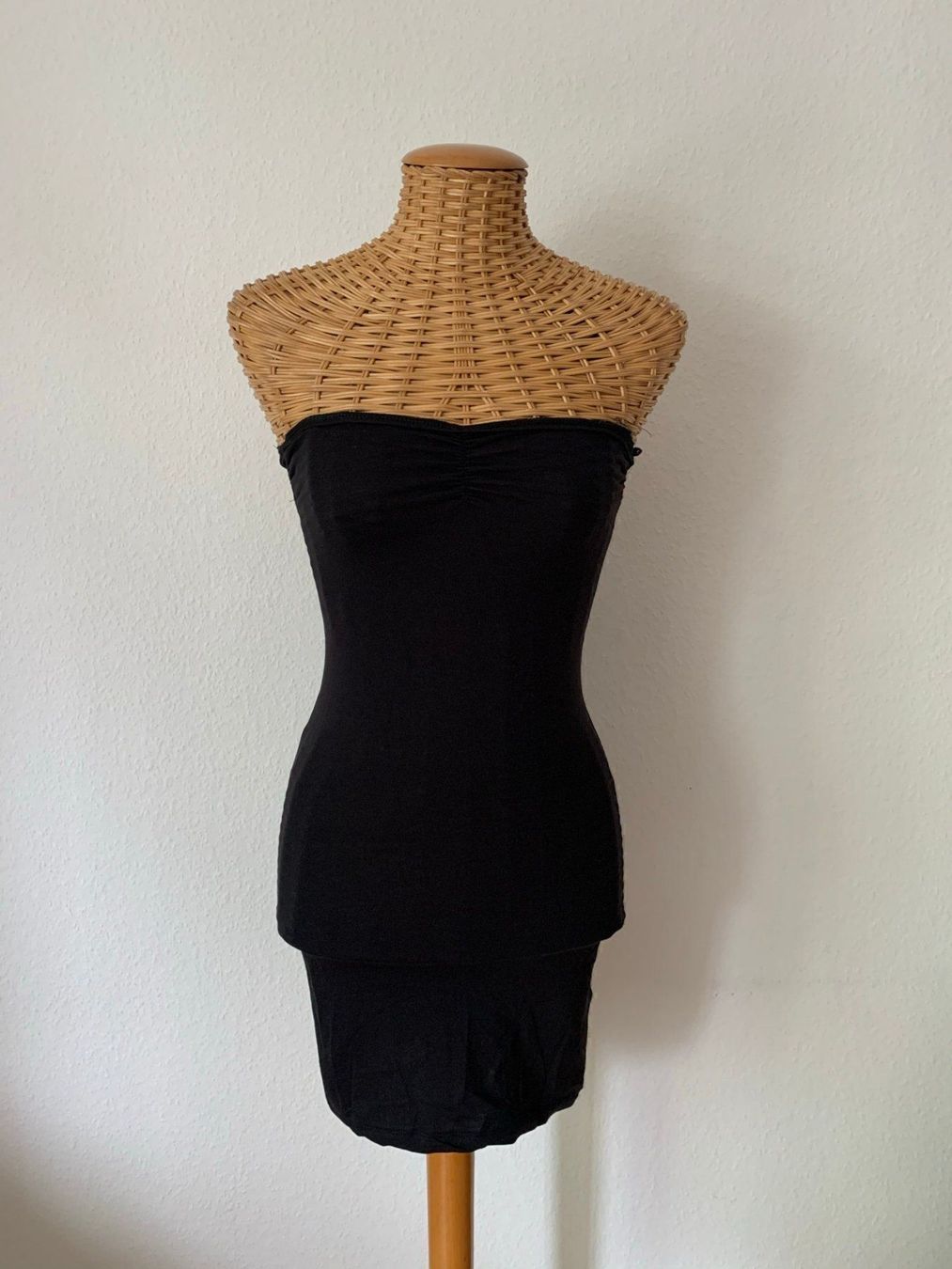 Top: TERRANOVA - Bustier Longtop schwarz XS – Usato da Zürich venduto da Diazaio