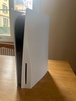 Playstation 5 mit 2 Controller