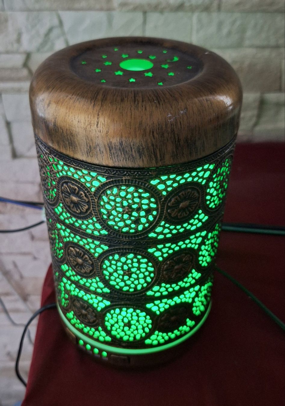 Duftöldiffusoren: Diffuseur d'arômes  avec lumières de différentes couleurs – Gebraucht aus Rickenbach b. Wil von joeletaxi1954 5
