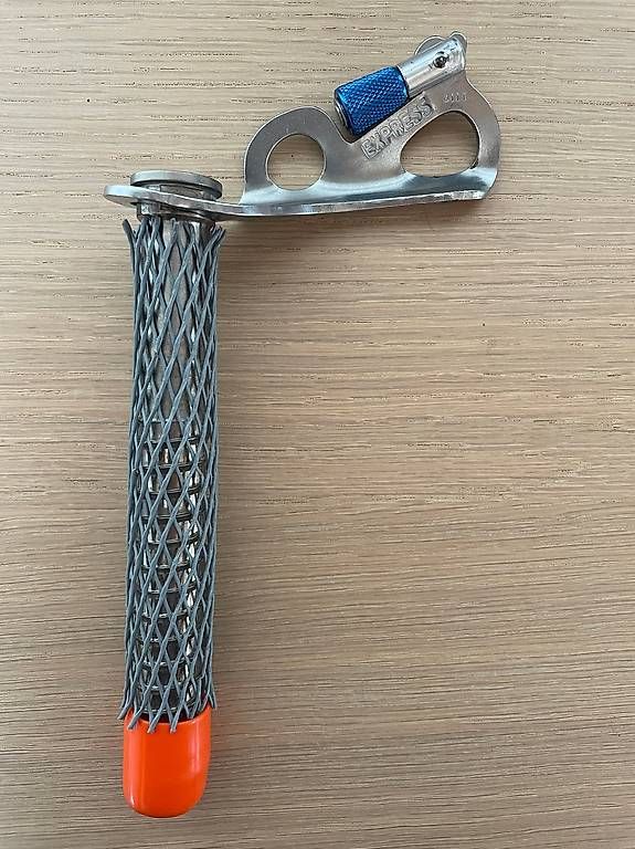 Attrezzatura da arrampicata: Black Diamond Eisschraube 16cm – Usato da Dietlikon venduto da jos_2sxc
