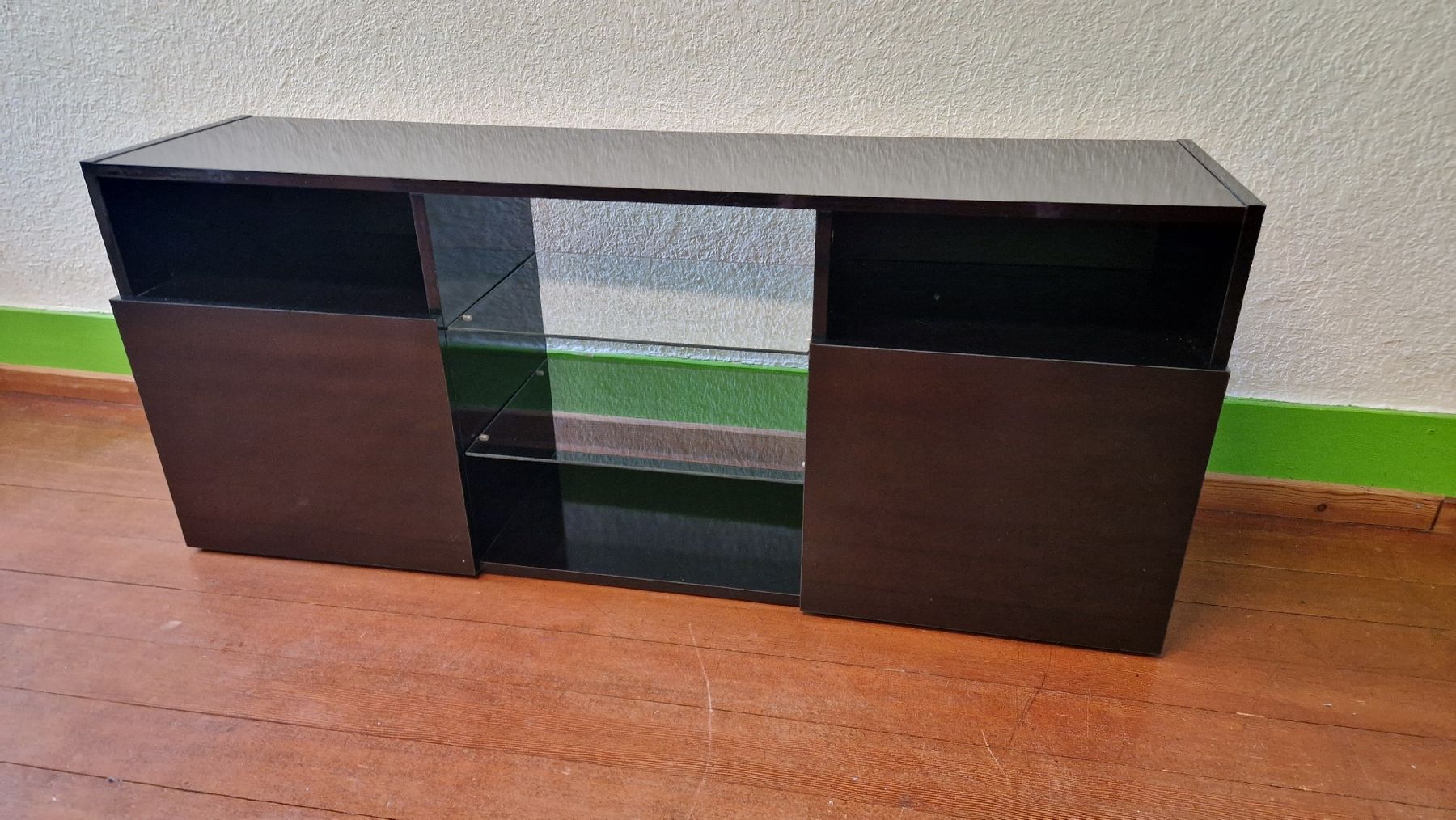 TV Möbel: TV-Möbel Schwarz mit Glasablagen – Gebraucht aus Nussbaumen TG von JkStEner