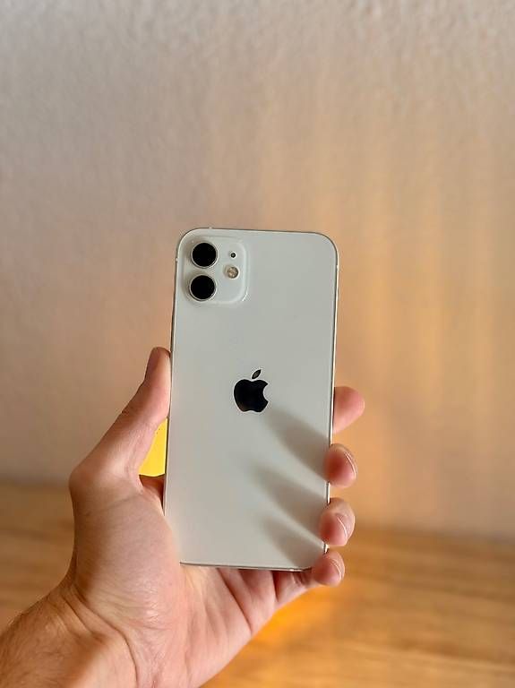 Cuffie: iPhone + AirPods Starter pack – Usato da Fribourg venduto da Matt_cuc 2