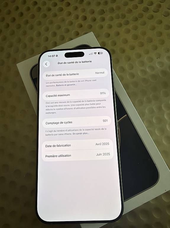 Telefoni cellulari / Smartphones: iPhone 16 pro Max 512go  – Usato da Lausanne venduto da you_2y7g 1