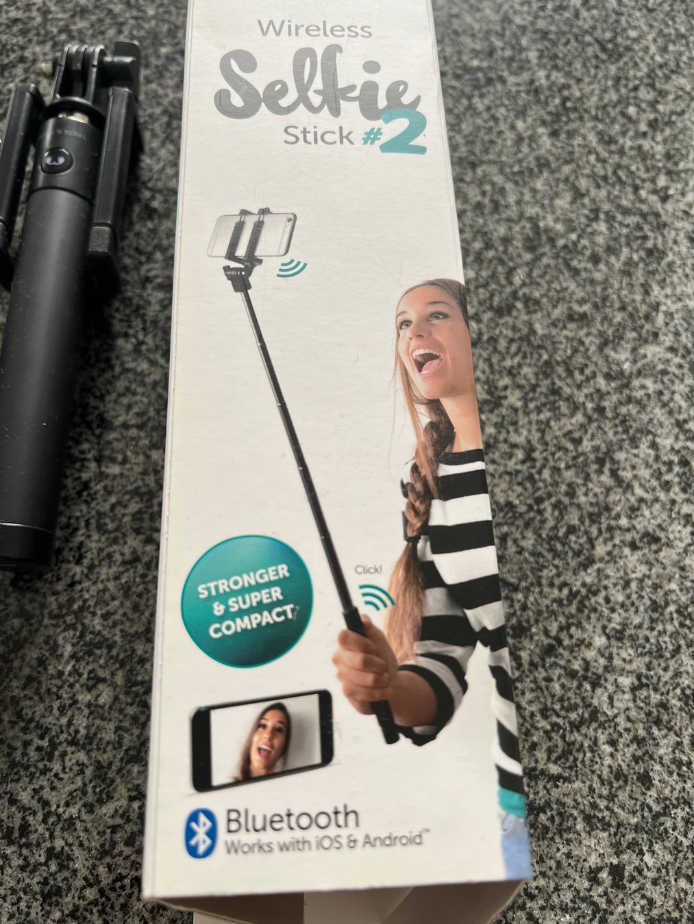 Staffe: Fresh 'n Rebel 5SS110BL Second Edition Selfie Stick – Usato da Kaiseraugst venduto da SPIRITWALKER1291 2