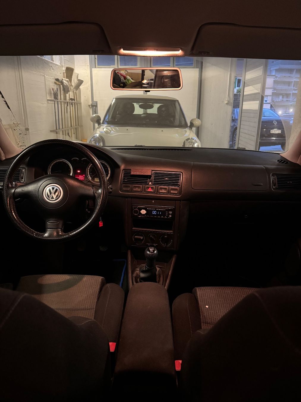 VW Automobili: Vw Golf 4 – Difettoso da Biel/Bienne venduto da mom_mc6b 6