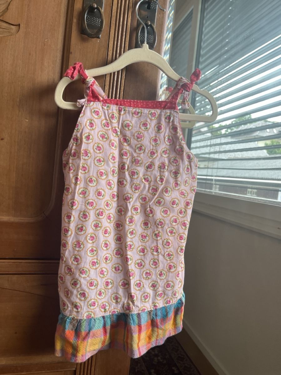 Vestiti & Gonne: Mädchen Kleid – Usato da Bern venduto da Pdelaure