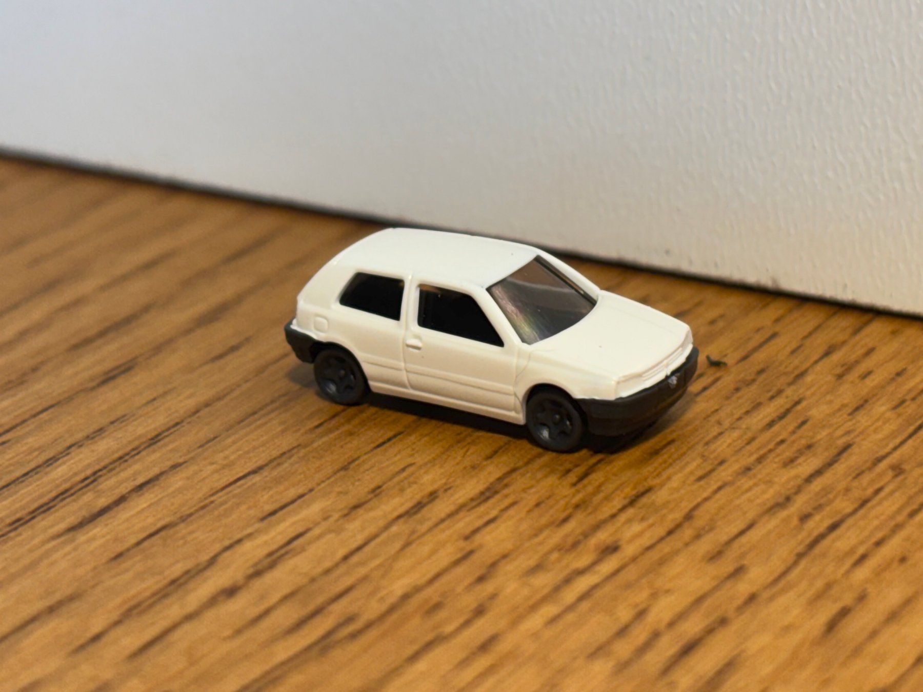 Modellini di ferrovie: M1040: VW Golf (Spur N) – Nuovo (secondo la descrizione) da Birsfelden venduto da Birs_25