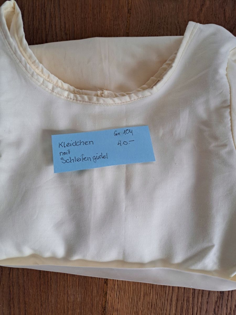 Vestiti & Gonne: Kinder Kleid 👗 – Nuovo e nell'imballaggio originale da Oberwil BL venduto da scorpio70 5