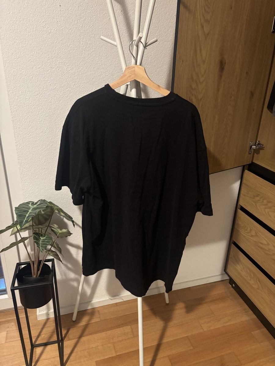 Pesoclo T-shirts: T-Shirt Peso  – D'occasion à Rorschach par Mazzriki 2