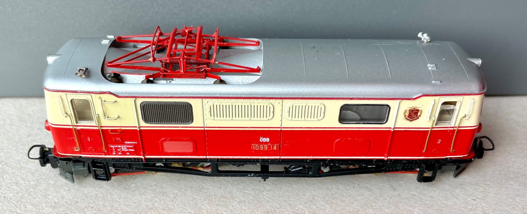 Modellini di ferrovie: 1099.14 Stängl E-Lok Mariazeller Bahn – Nuovo e nell'imballaggio originale da Root venduto da dioramabau 1