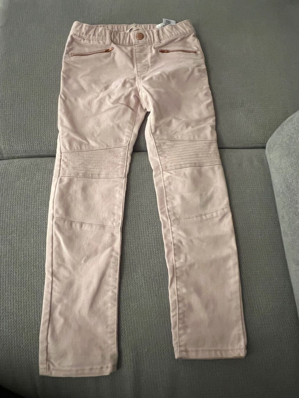 Pantaloni: Neue Hose 122 – Nuovo (secondo la descrizione) da Thun venduto da Siladi