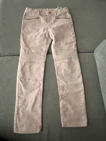 Neue Hose 122