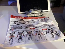Transformer Panzer zu Roboter JJ622F