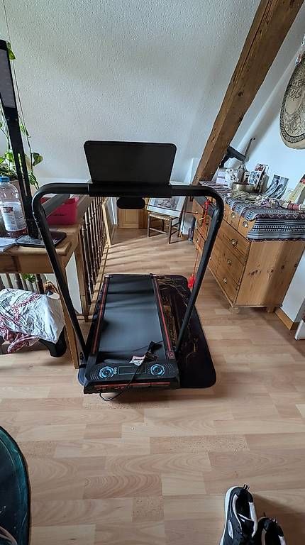 Remorques autochargeuses/d'ensilage: Tapis de Course Pliable et Inclinable 13.41% – D'occasion à Diesse par sephora777 2