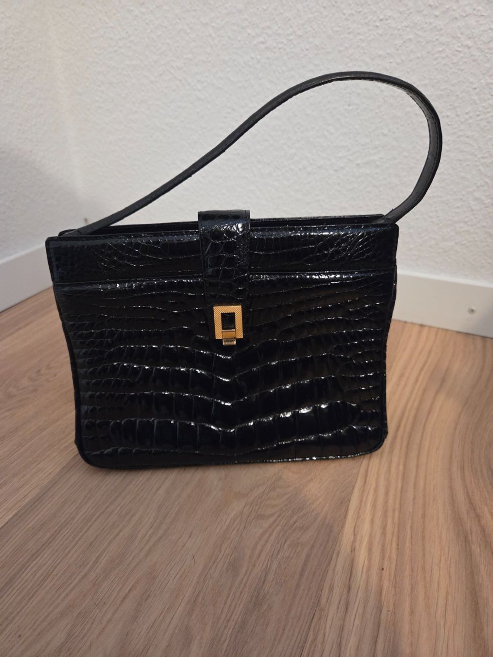 Taschen für Damen: Sac en crocodile vintage – Gebraucht aus Noville von mel_bsj2