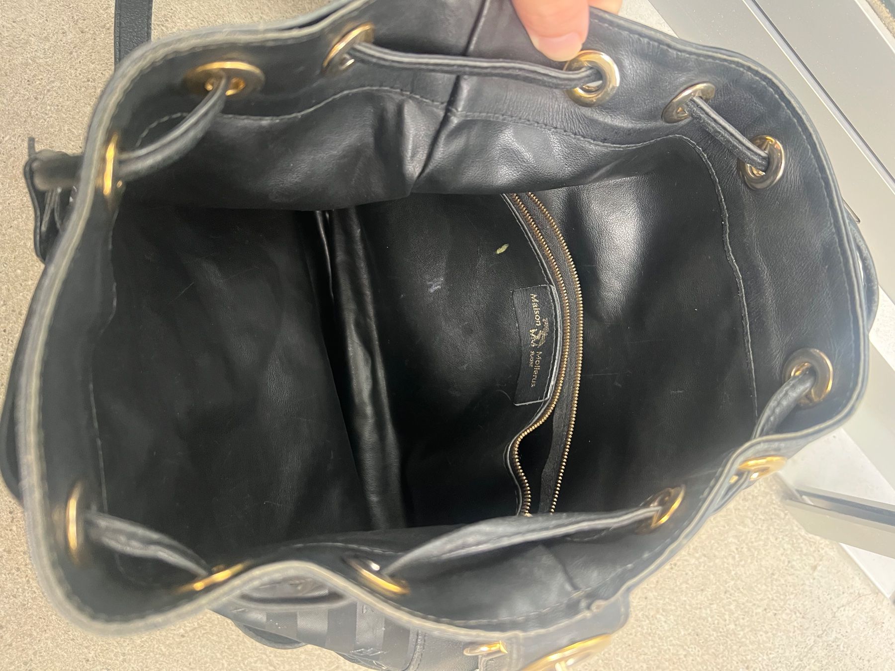 Sacs femmes: Mollerus Beuteltasche "Niesen" – D'occasion à Bern par Leilabunny 3