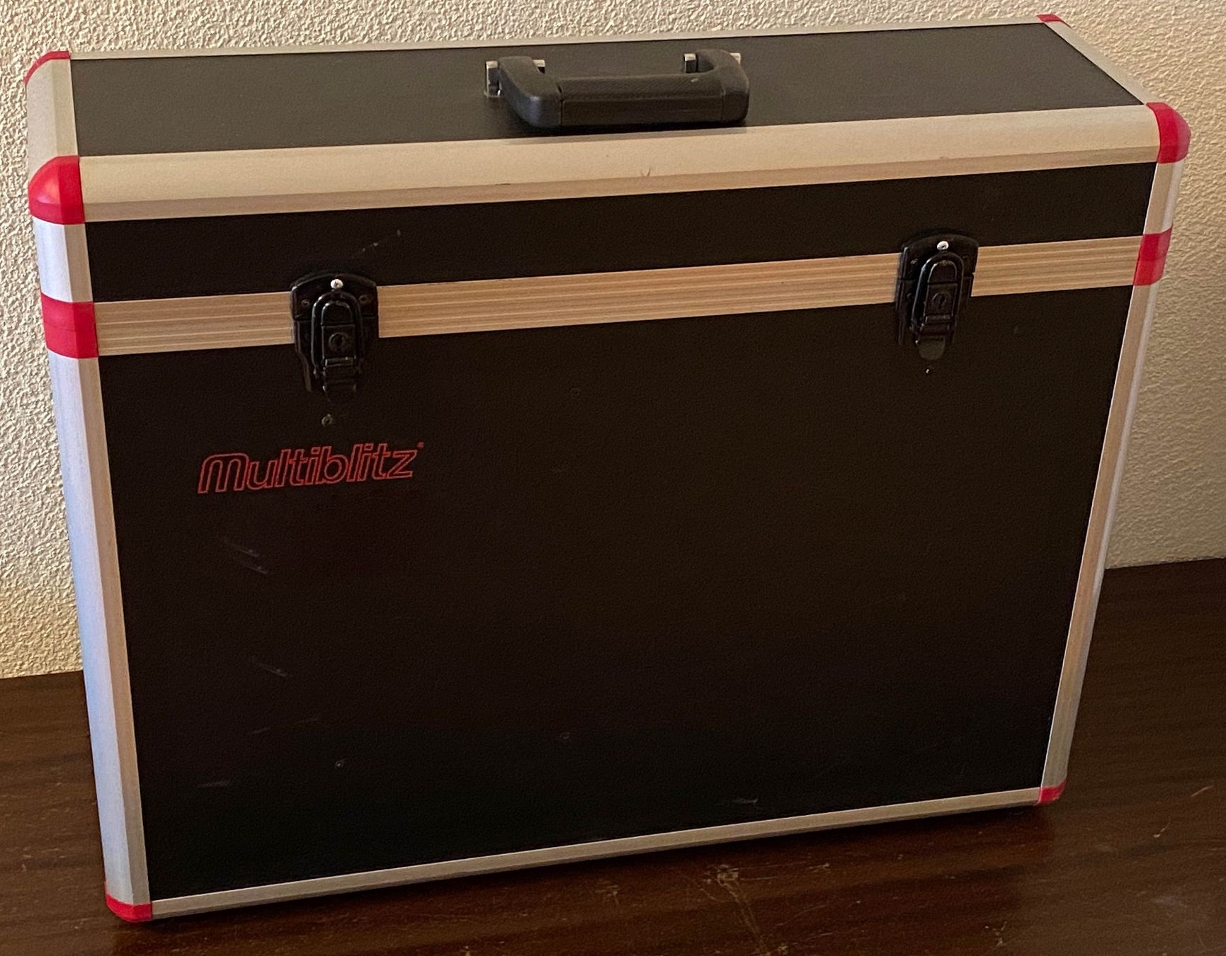 Blitze: 6 Studio-Multiblitz Minilite 200 inkl. Zubehör – Gebraucht aus Bülach von Twinggy 8
