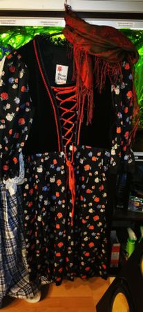 Vintage-Dirndl von der Marke „Rose Dirndl" aus Bayern Samt