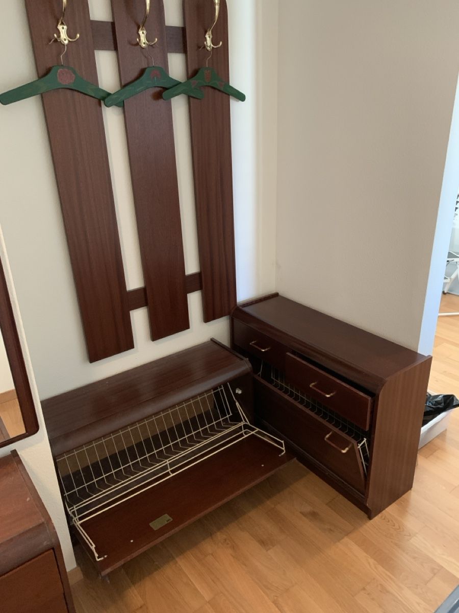 Pfister Garderobe: Koridor Möbel  – Gebraucht aus Suhr von polaris4x4 2