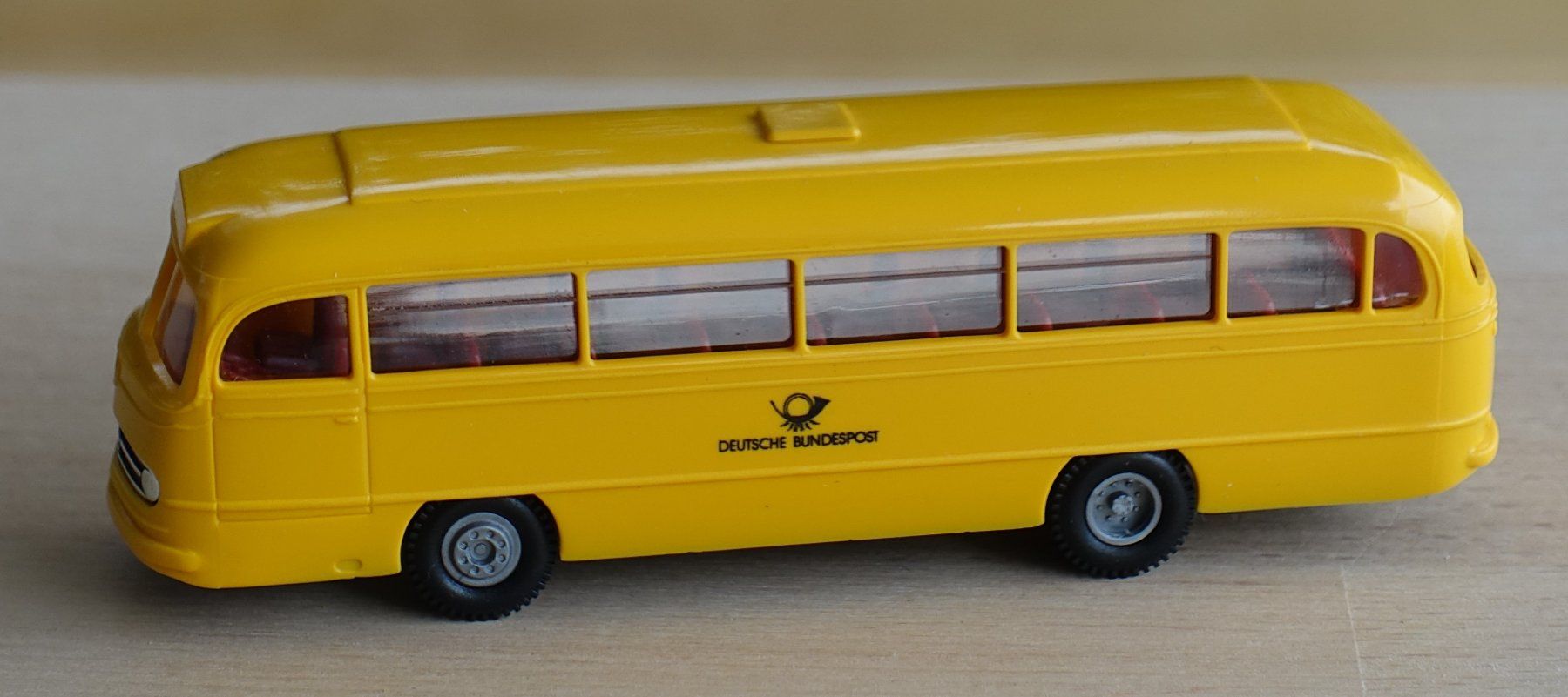 Brekina Modellini d'auto: MB Deutsche Bundespost. Brekina Art. ?. HO. – Usato da Horw venduto da SwissSteamMemories