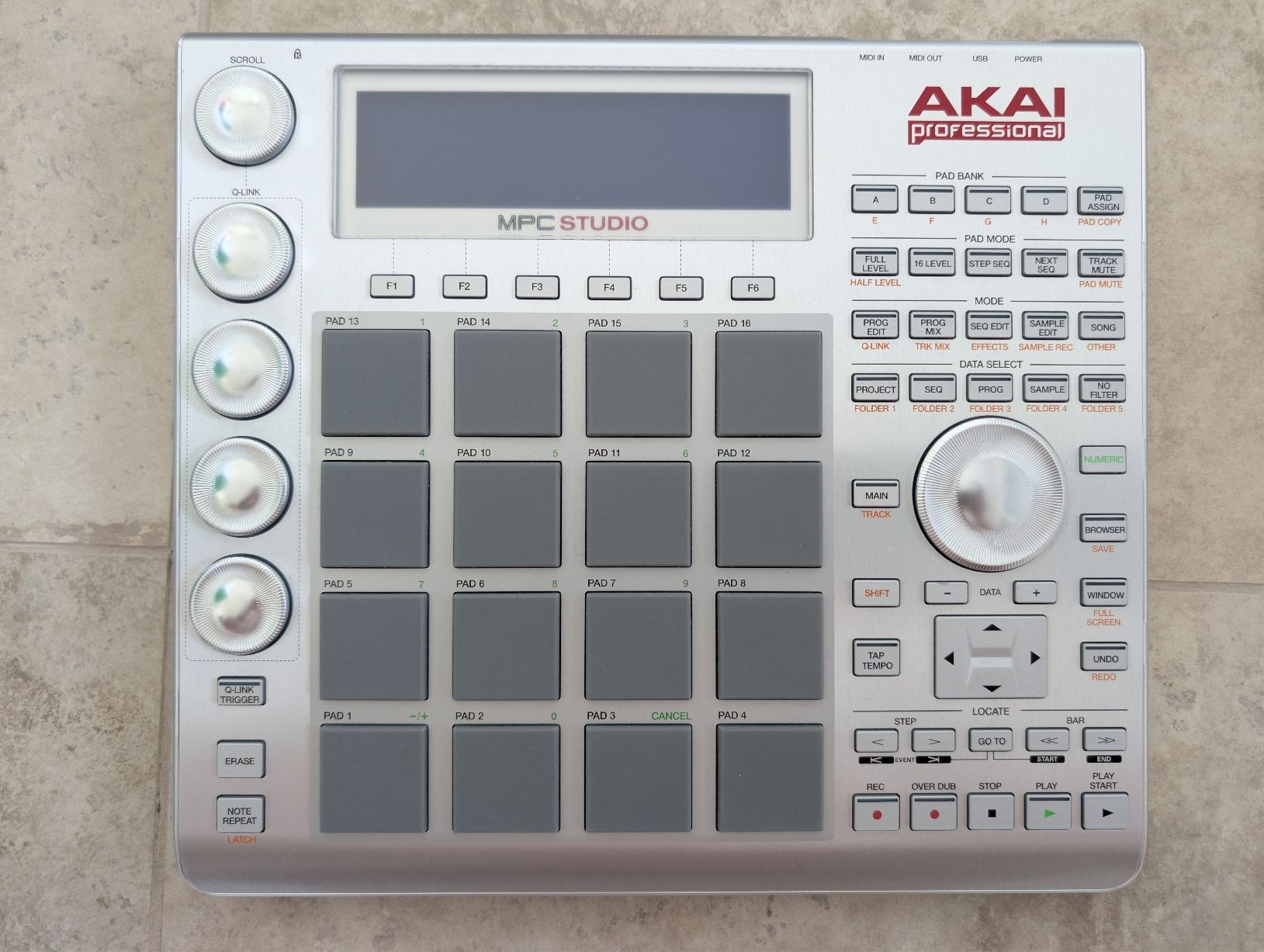 Akai Strumenti musicali: Akai MPC Studio Music Production Controller wie neu – Usato da Rupperswil venduto da funkygianchi