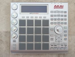 Akai MPC Studio Music Production Controller wie neu