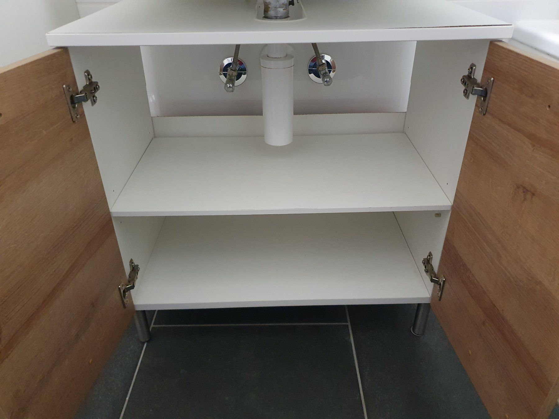 Ikea Armadietti a specchio: Meuble sous lavabo – Usato da Chavornay venduto da c_l_2tgd 1