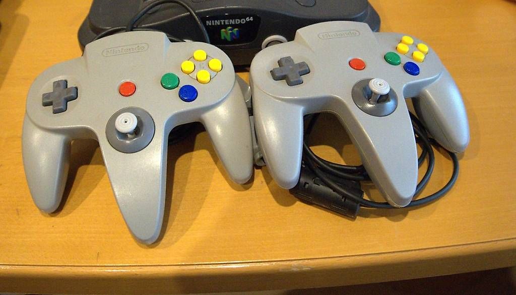 Console: Nintendo 64 Konsole inkl. 2 Controller – Usato da Dulliken venduto da United_17