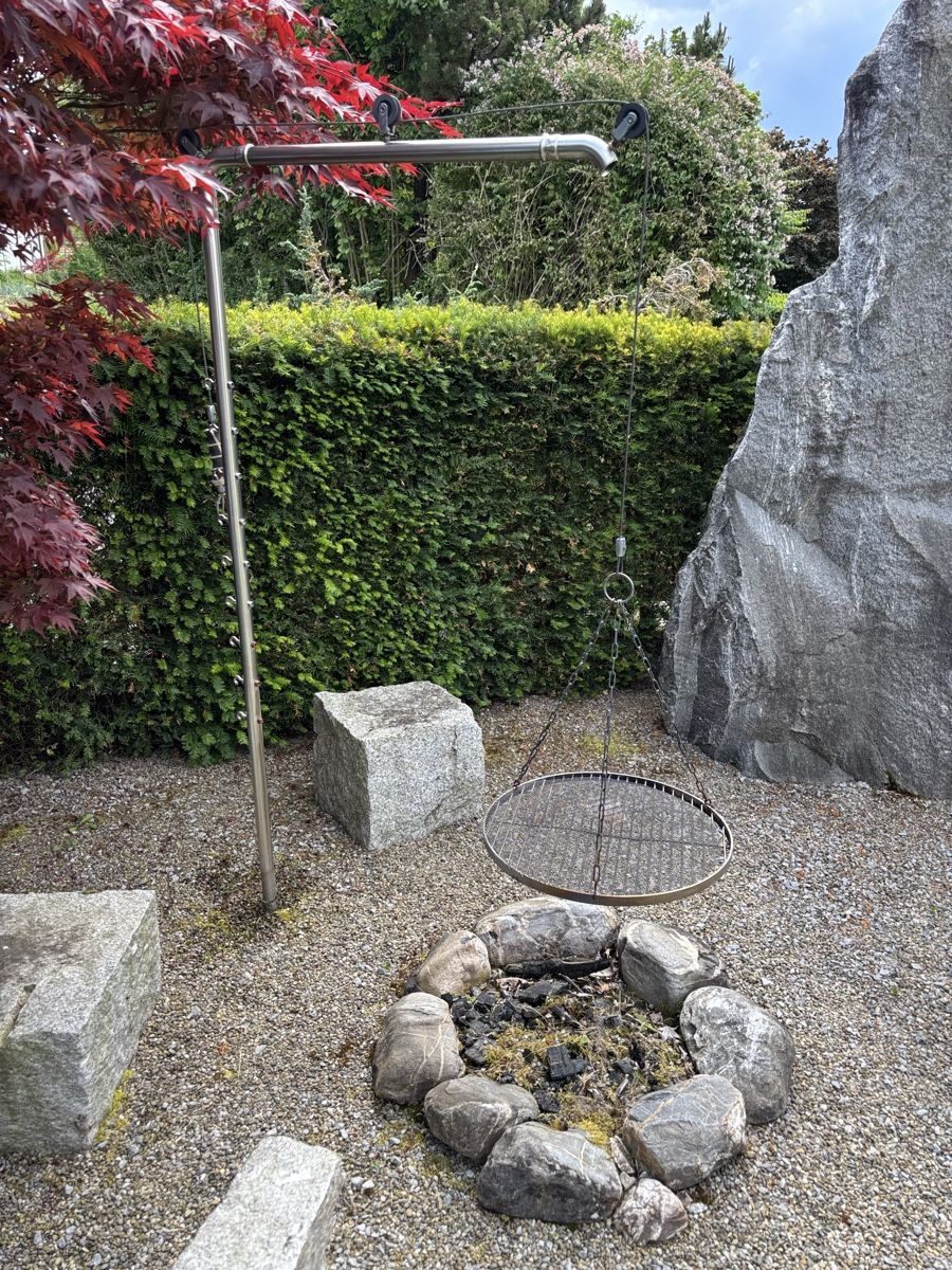 Griglie: Schwenkgrill aus Stahl – Usato da Bubikon venduto da Ultima2 1