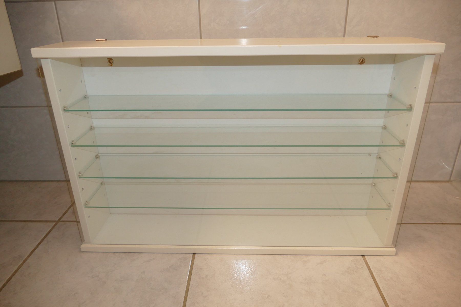 Vetrine: Vitrine für Model-Autos oder -Eisenbahn – Usato da Niederhasli venduto da Flash32