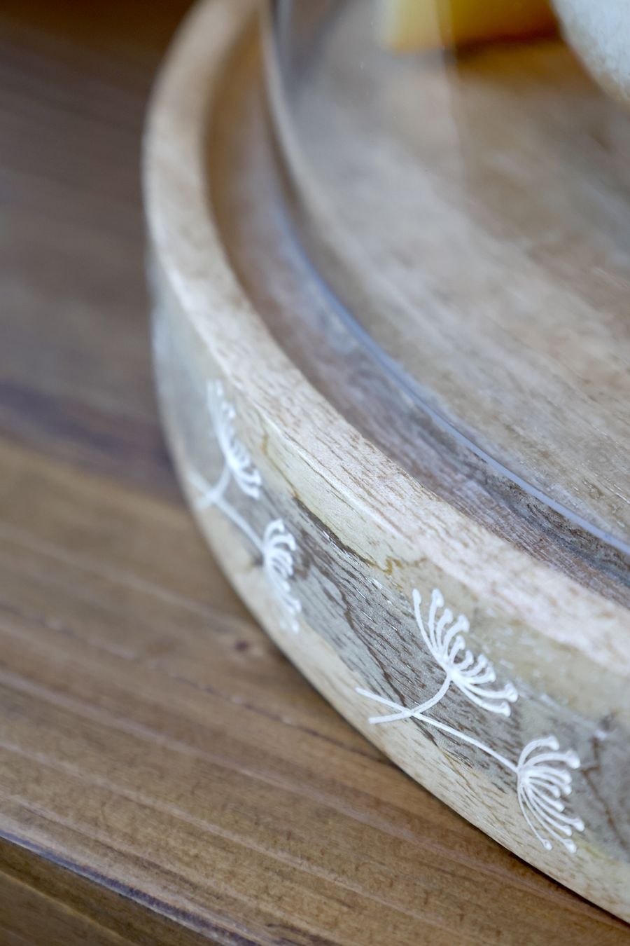 Articoli in legno: Glasglocke mit Schnitzereien «Tours» – Nuovo e nell'imballaggio originale da Innertkirchen venduto da Glatthard-Interior 3