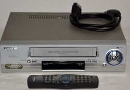 Videorecorder / magnétoscope  VHS Daewoo ST243S