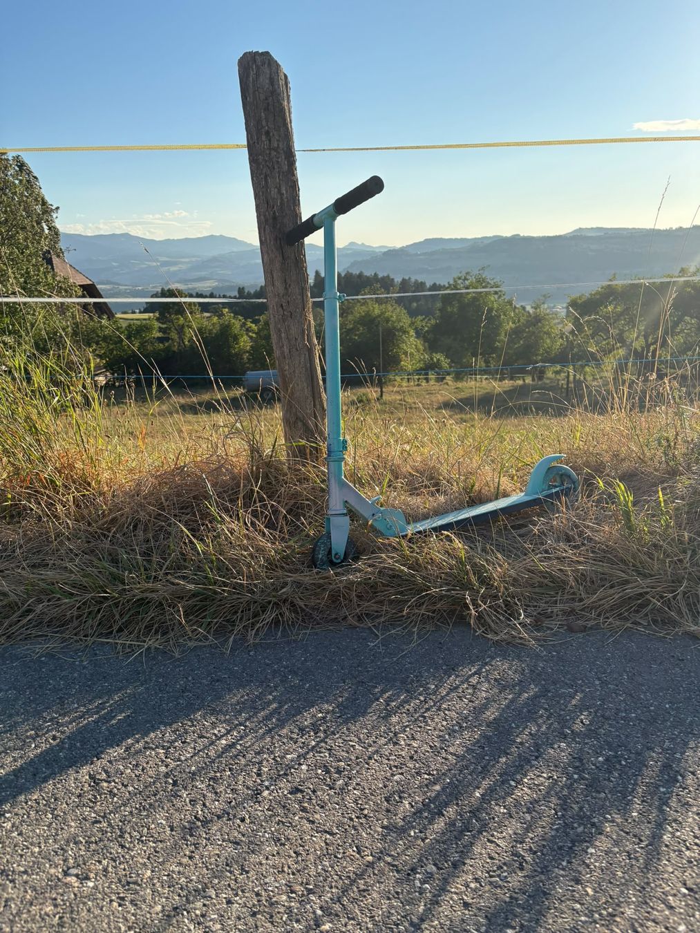 Kickboard: Tretroller blau verstellbar gebraucht – Usato da Häutligen venduto da manu-abc