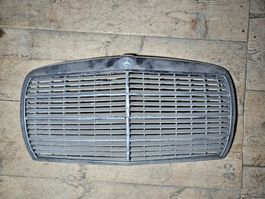 W123 Kühlergrill