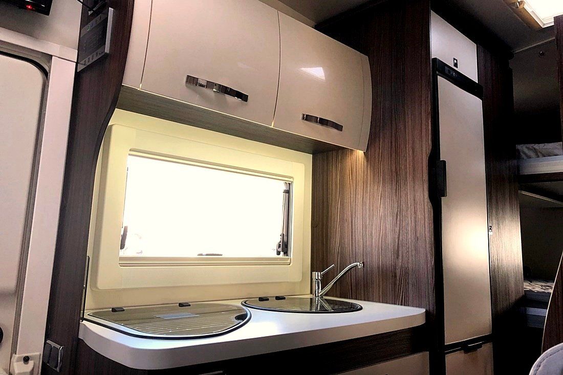 Ford Veicoli da campeggio: Camper mieten - mit Ausrüstung – Nuovo (secondo la descrizione) da Birrwil venduto da Freedomcamper 8