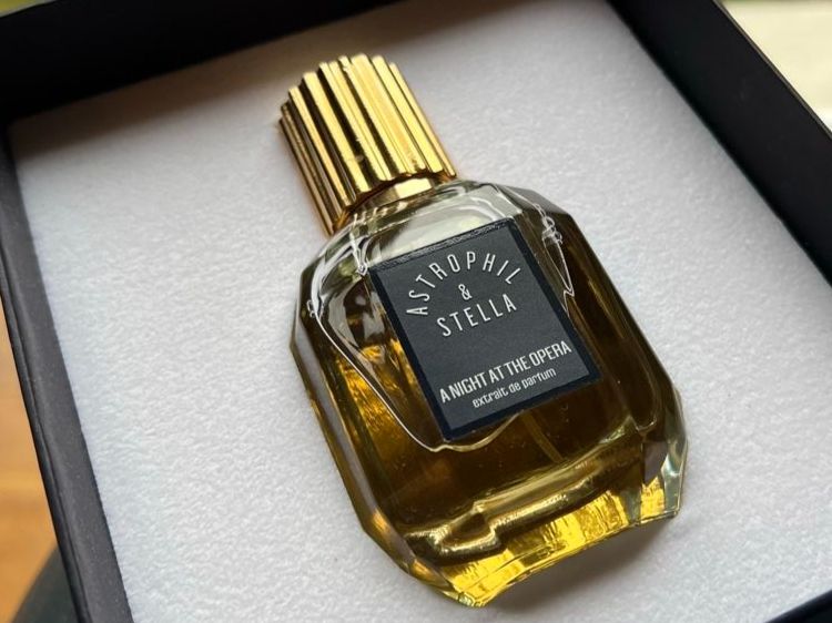 Kilian Parfum & Eau de Toilette: Astrophil & Stella a Night at the Opera 50 ml – Gebraucht aus Büren an der Aare von aluxa2005 2