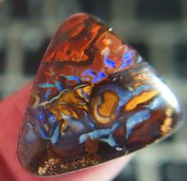 🔥 Boulder Opal Edelstein, rot/blau, Top Schliff, Rarität...