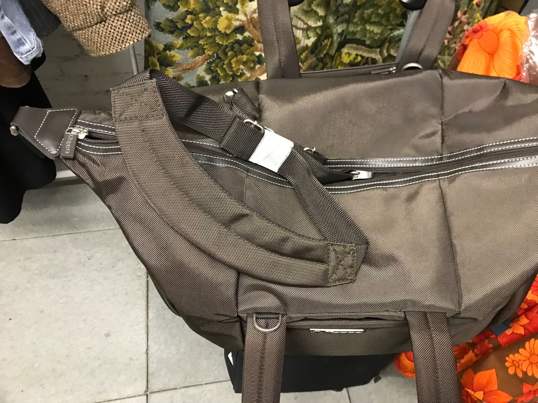 Kappa Borse: Reisetasche von Kappa NEU – Nuovo (secondo la descrizione) da Zürich venduto da Danizh 7