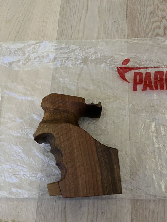 Pistolengriffe Holz zu Pardini SP 7