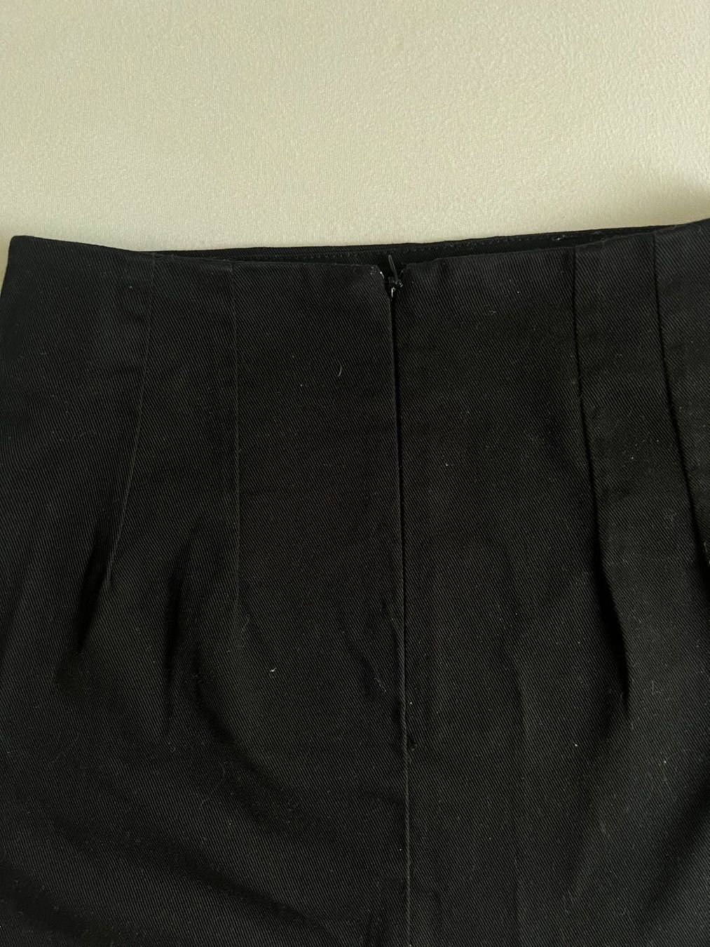 Brandy Melville Gonne: Neu Brandy Melville Minirock schwarz – Nuovo (secondo la descrizione) da Luzern venduto da Woodbee44 2