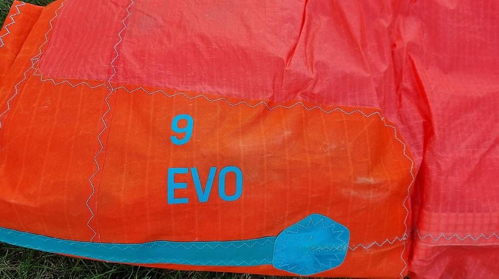 Aquilone: Duotone Kite Evo 9 – Usato da Steffisburg venduto da flyingheidi01 2