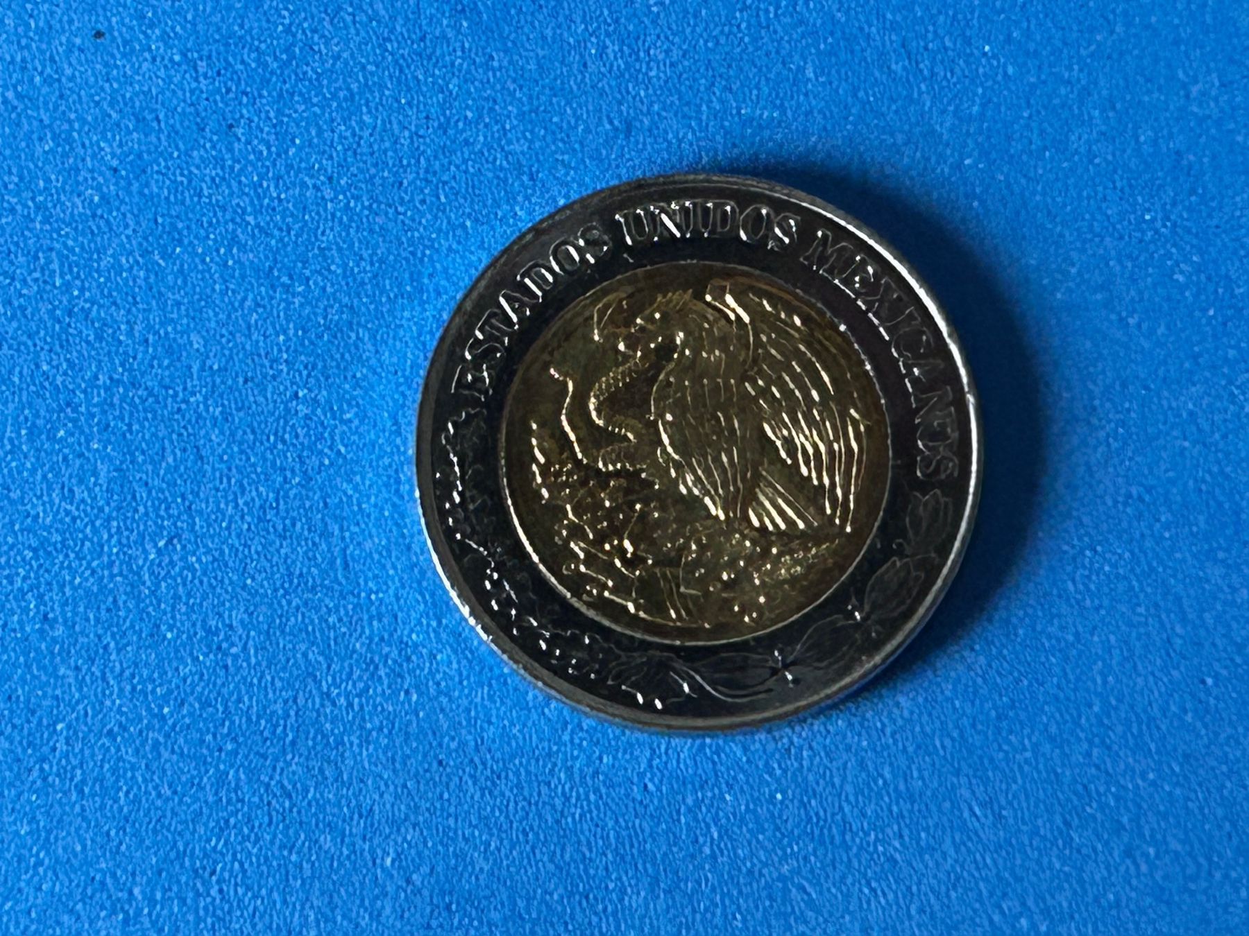 Tutti le monete: Mexico - 1 Peso 2013 – Usato da Corcelles NE venduto da AJKader 7