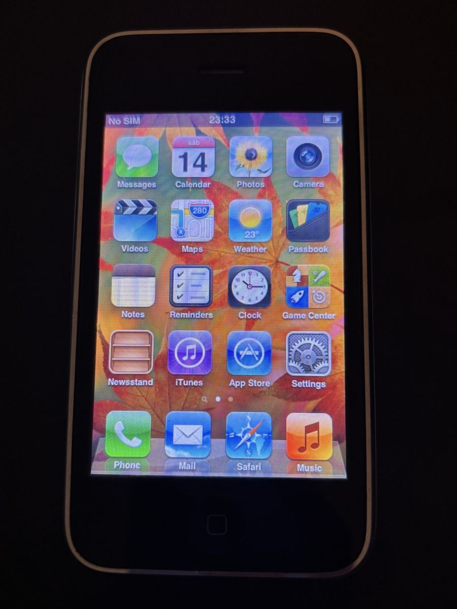 Apple Handys / Smartphones: iPhone 3GS A1303 | 16GB | iOS 6.1.6 – Gebraucht aus Basel von dav_9vty