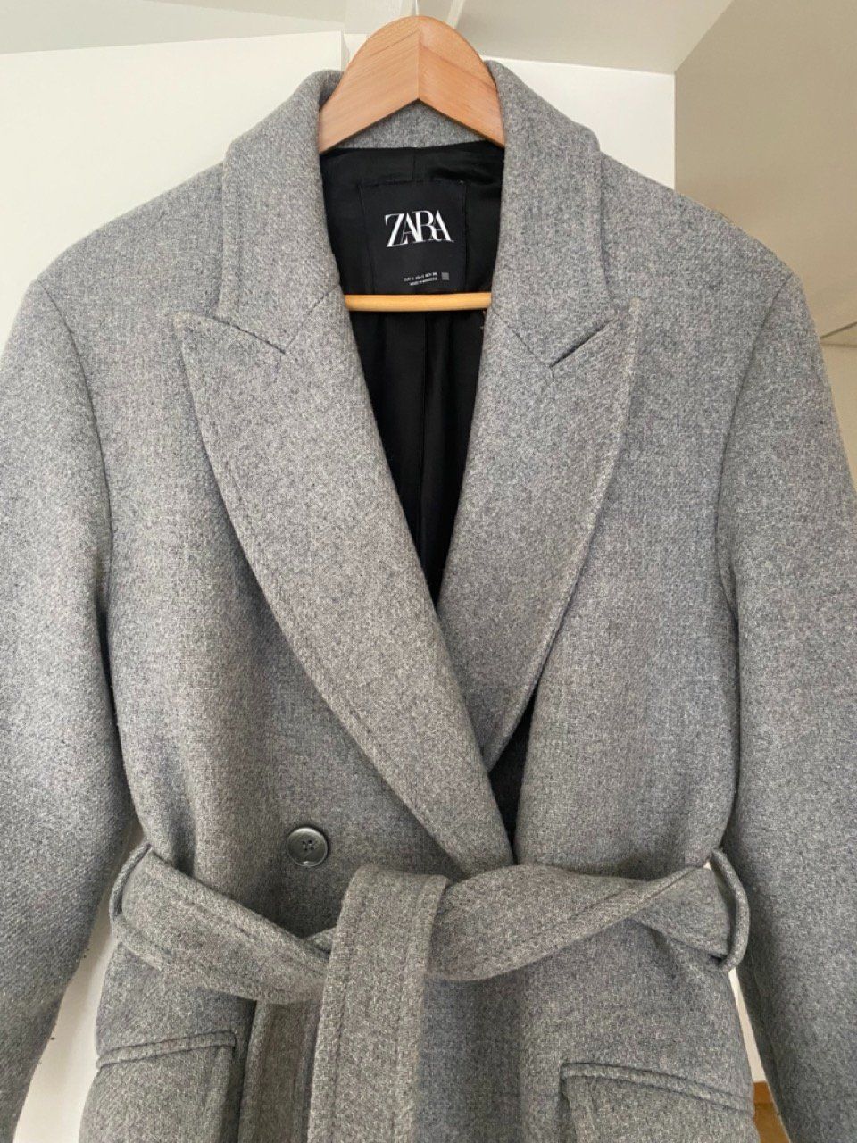 Zara Cappotti: Langer oversize Mantel (S-M) – Usato da Zumikon venduto da Frauenecke 3